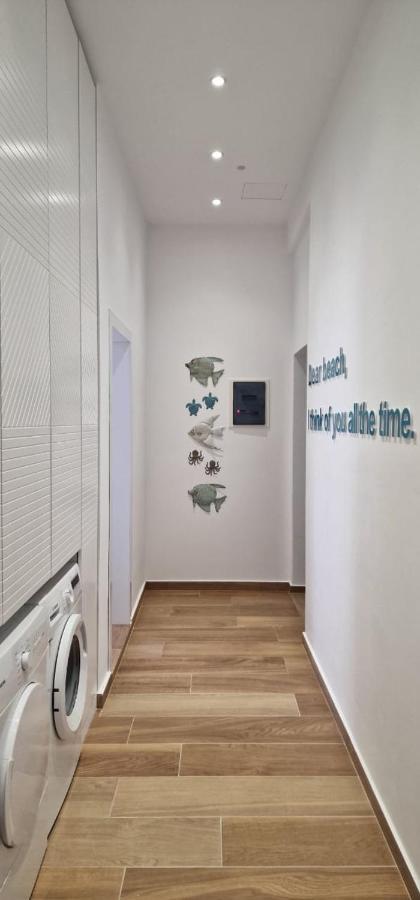 Memories Apartments Sarande Bagian luar foto